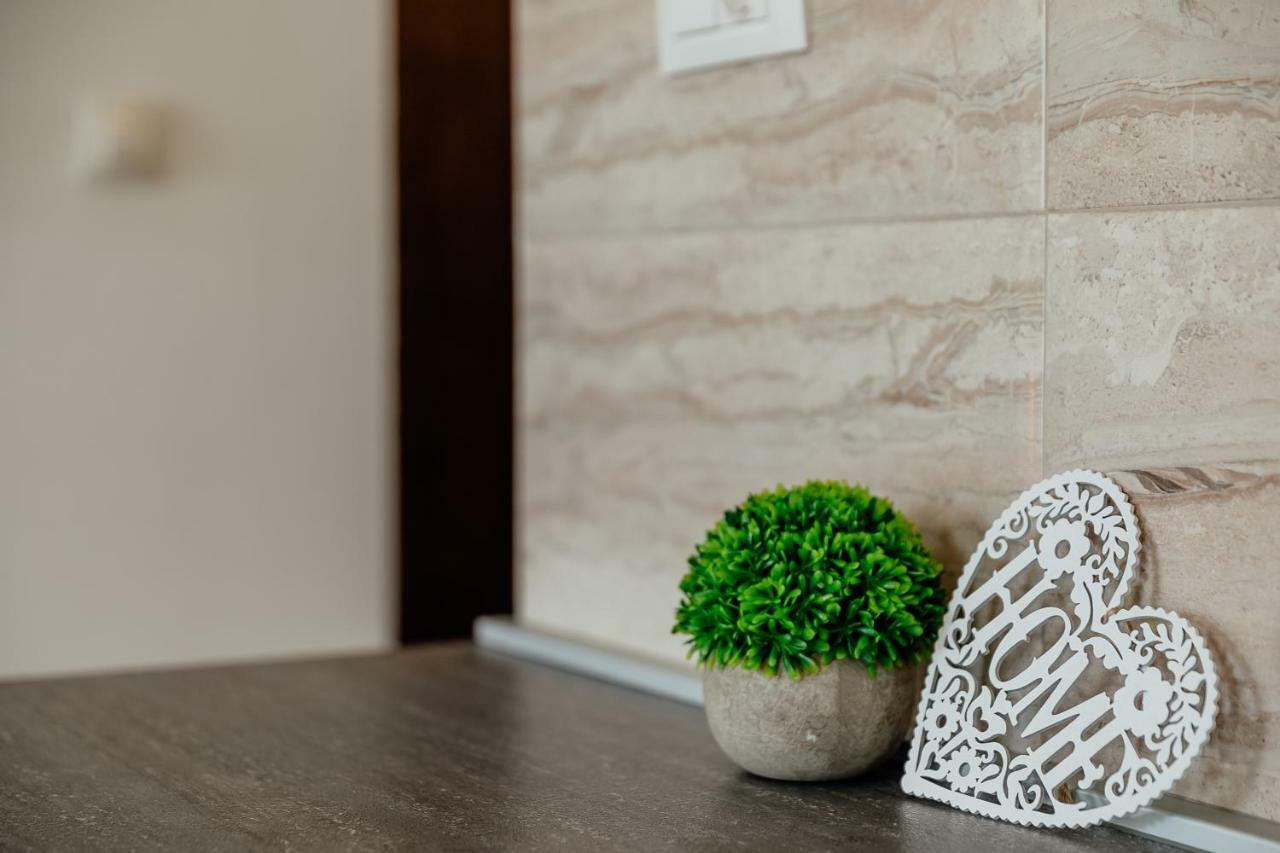 Apartments Joy Herceg Novi Exterior photo